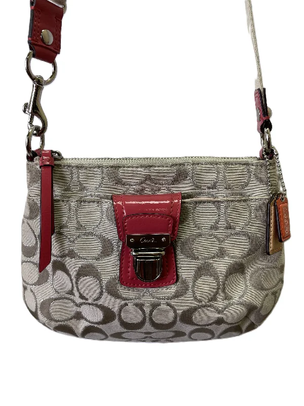 Coach bags with a front - zip pocket for small items like keys and cardsCrossbody Designer By Coach, Size: Small