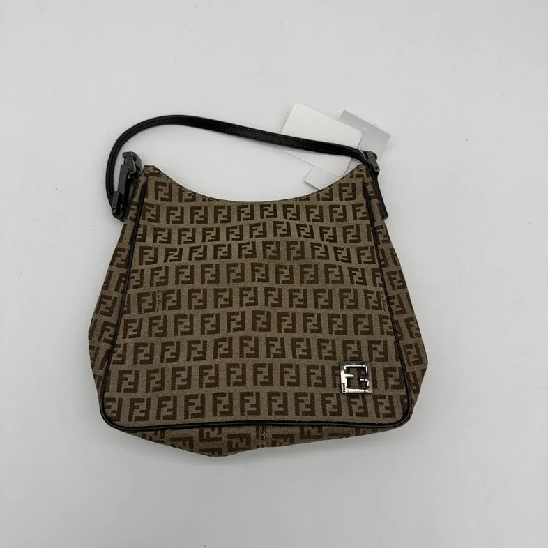 Fendi backpacks with a water - resistant exterior made of high - tech materialsFendi Canvas Top Handle Handbag Brown Large