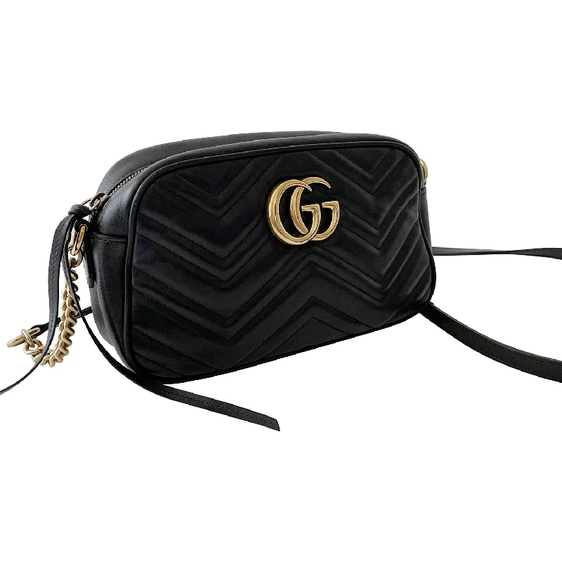 Gucci backpacks for women with a sleek silhouetteGucci GG Marmont Small Matelassé Shoulder Bag