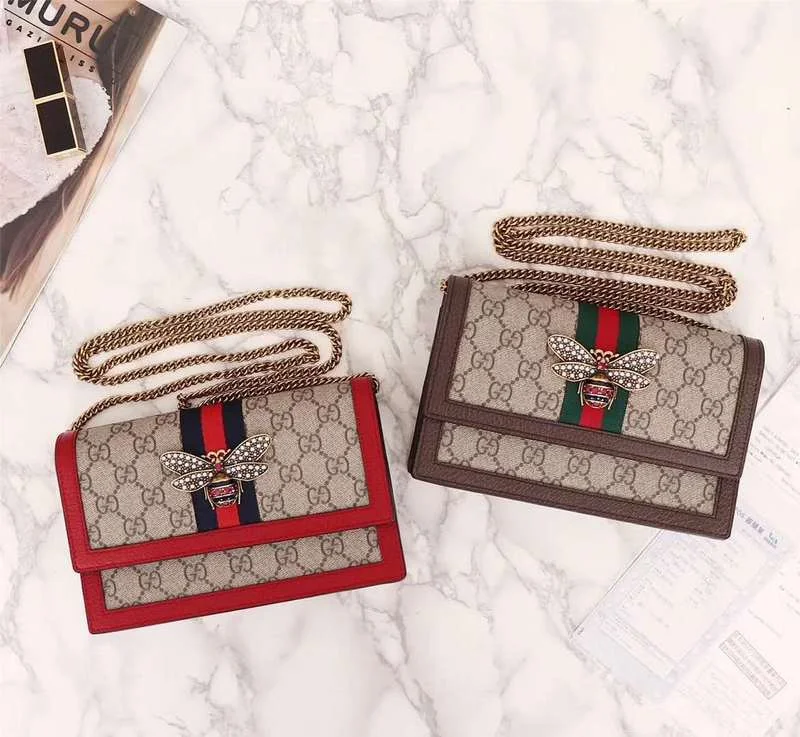 Gucci handbags for women with a metal - framed claspGucci Bags