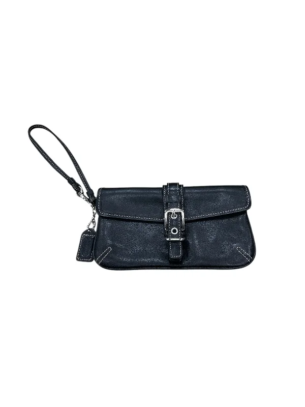 Coach Borough bags with a structured silhouette and a magnetic - snap closureWristlet Designer By Coach, Size: Small