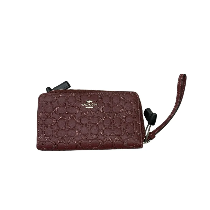 Coach bags with a detachable mirror inside for quick touch - upsWristlet Designer By Coach, Size: Medium