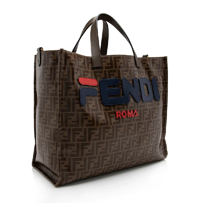 Fendi bags with a touch - screen - friendly pocket for using devices without taking them outFendi Coated Canvas Fila Mania Logo Shopper Tote (SHF-17070)