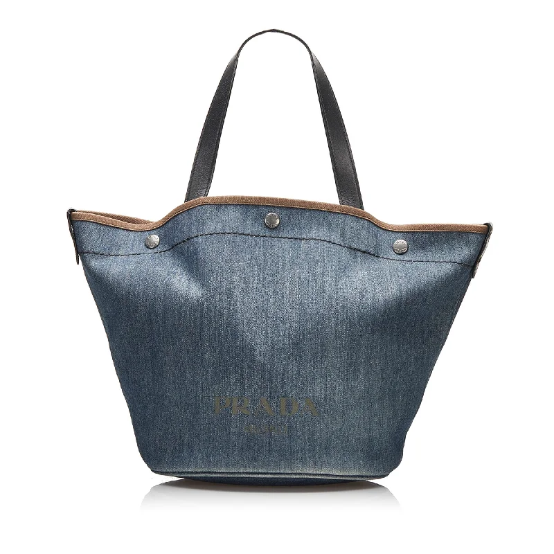 Ladies Prada handbags with a detachable wallet inside for added conveniencePrada Shopper Blue Denim