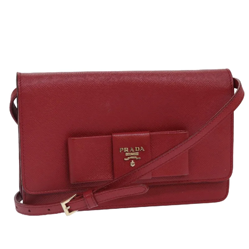 Prada Cleo bags with a snakeskin - effect panel for a bold and trendy lookPRADA Shoulder Long Wallet Safiano leather Red Gold Auth ep5211