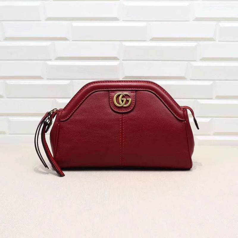 Gucci Marmont bags for women with a contrast - colored interiorGucci Bags