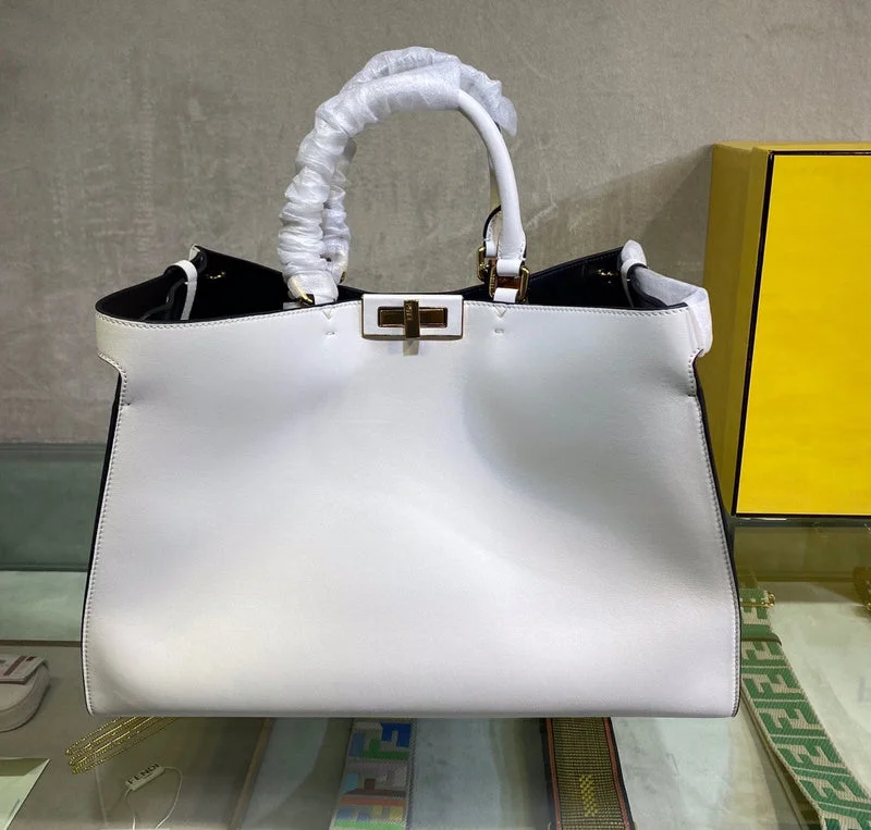 Fendi tote bags with a spacious interior and multiple pockets for daily essentialsBC - FENDI BAGS - 1054