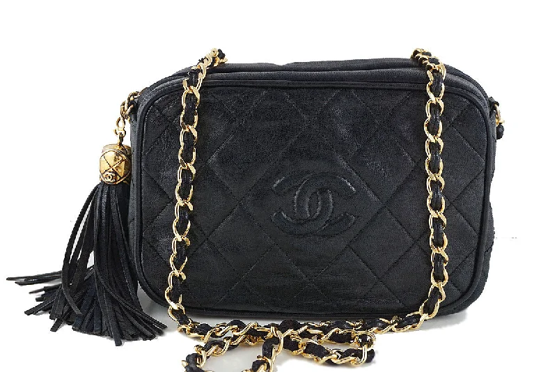 Chanel Lightweight Handbag for Daily ErrandsChanel Black Small Lambskin Classic Quilted Camera Case Bag