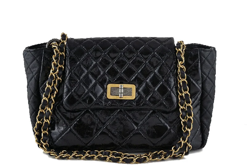 Chanel Lightweight Handbag for Daily ErrandsChanel Black Two-tone Reissue Lock Quilted Tote Flap Bag