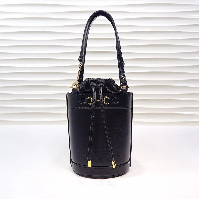 Women Gucci bags with a front - zip pocket for small itemsGucci Bags